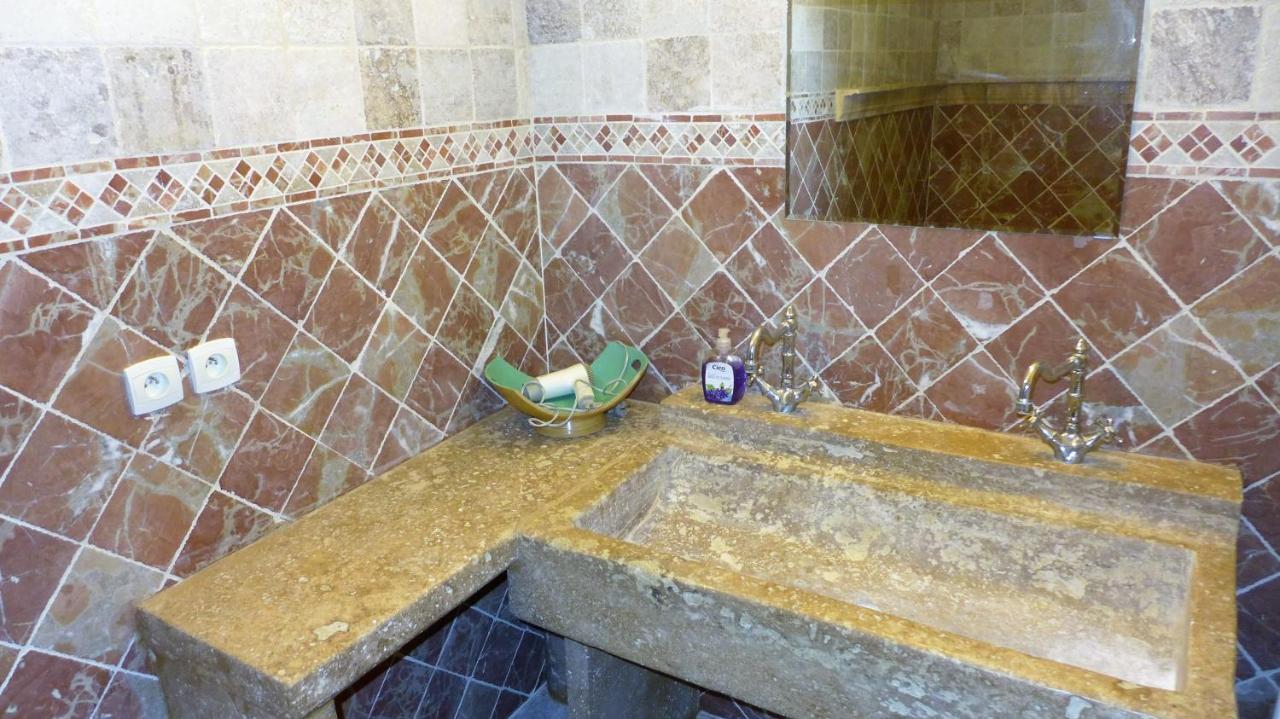 Ferienhaus Le Chateau Armissan エクステリア 写真